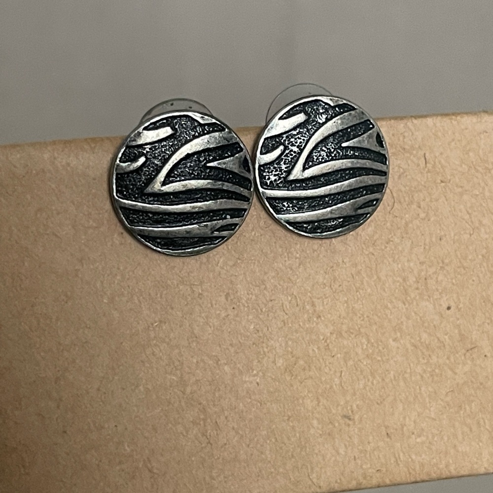 BKE Stud Earrings Stud Buckle Zebra Print Gunmetal Silver Black Round Button